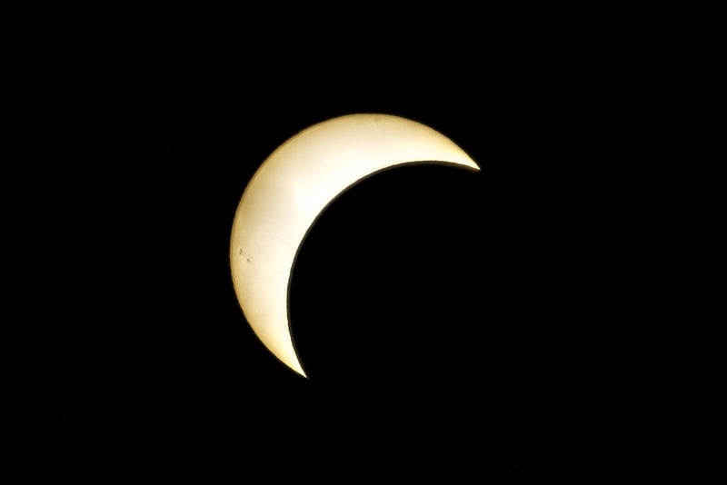 Solar Eclipse Chic